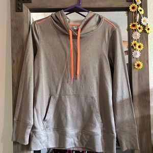 Lightweight workout pull over